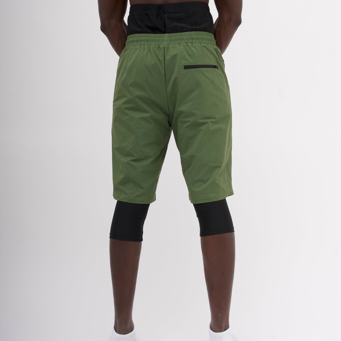 Badeshorts AW 03 – Bedeckt die Awra