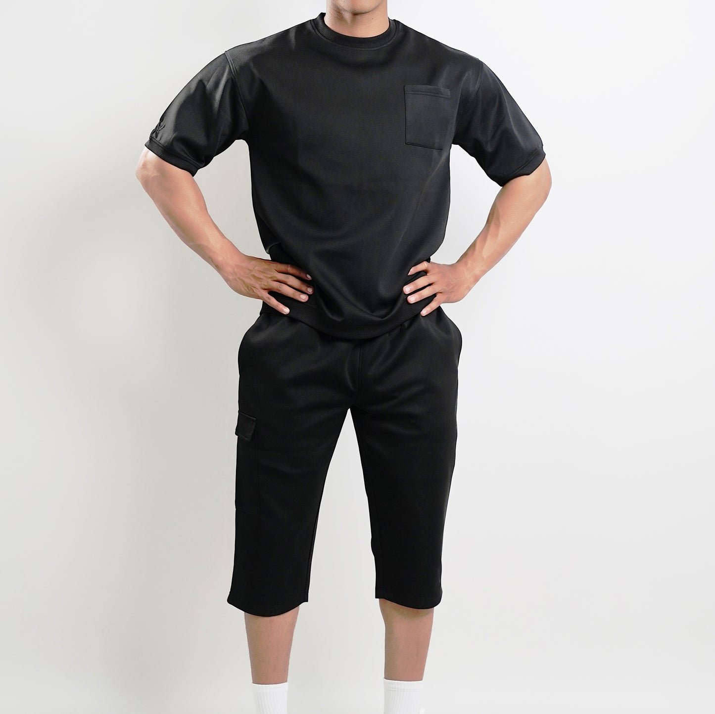 Ensemble noir AARIZ