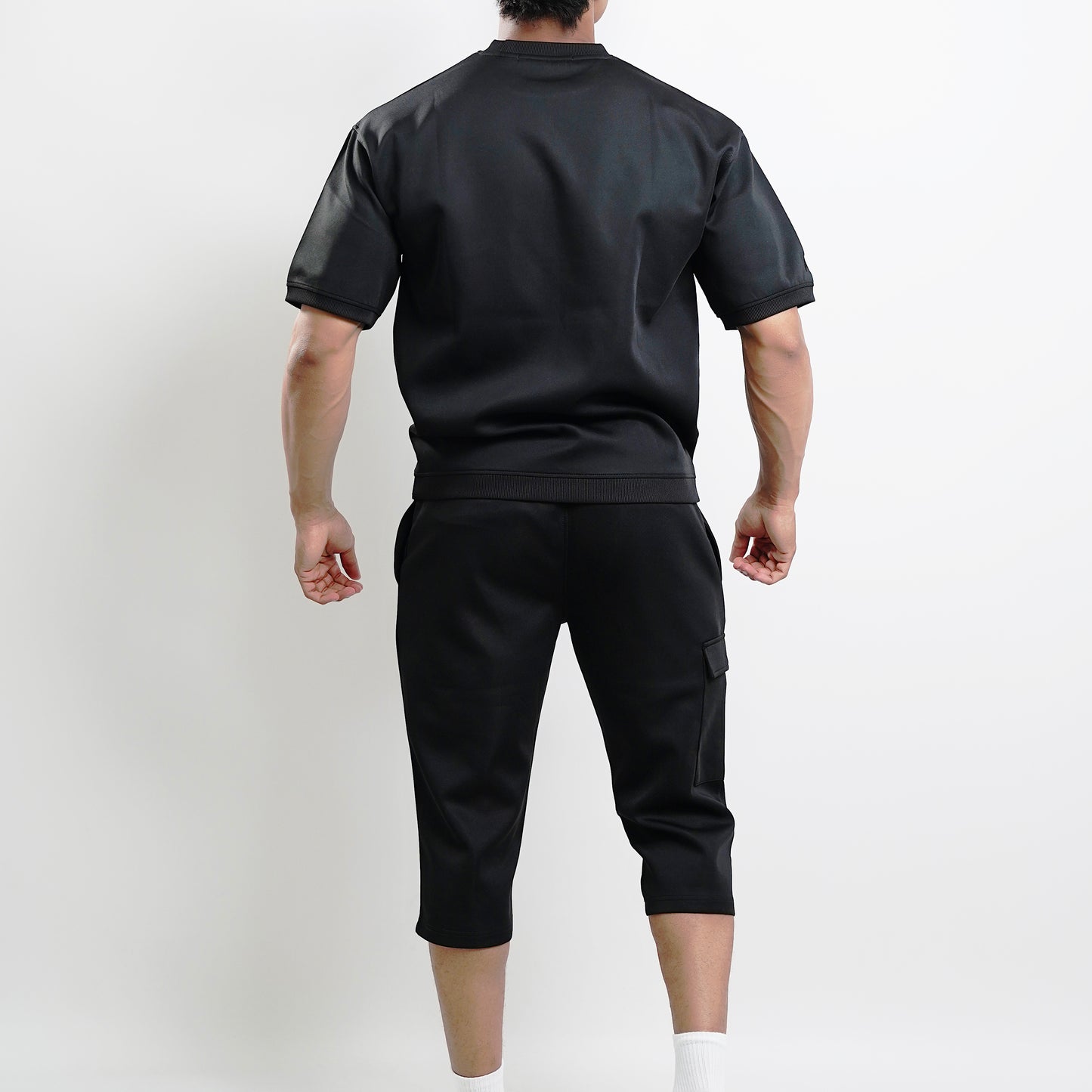 Ensemble noir AARIZ