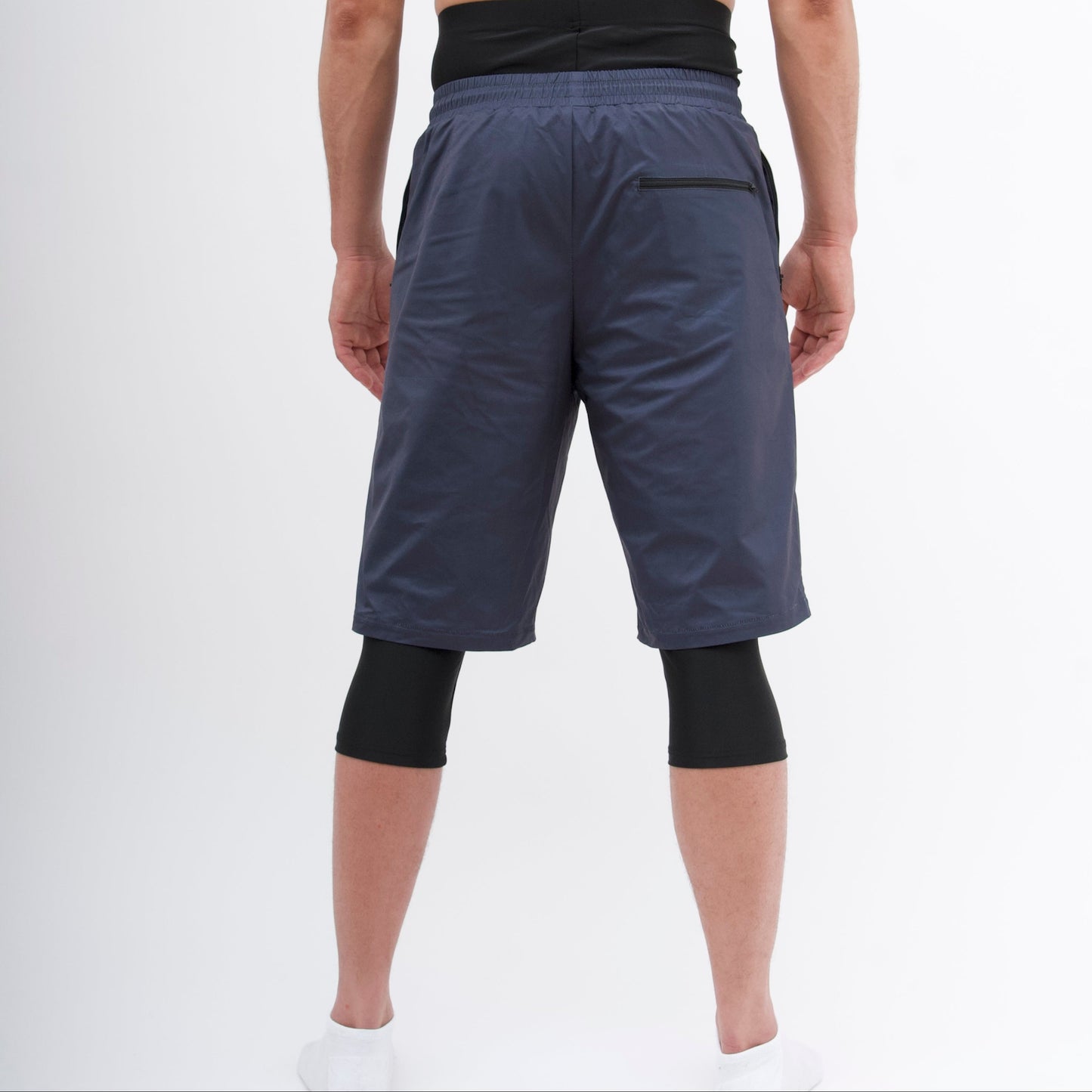 Badeshorts AW 03 – Bedeckt die Awra