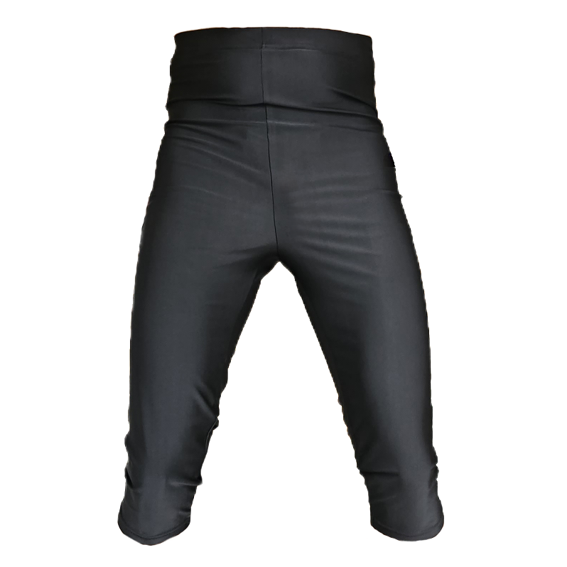 sous short noir qui cache la awra